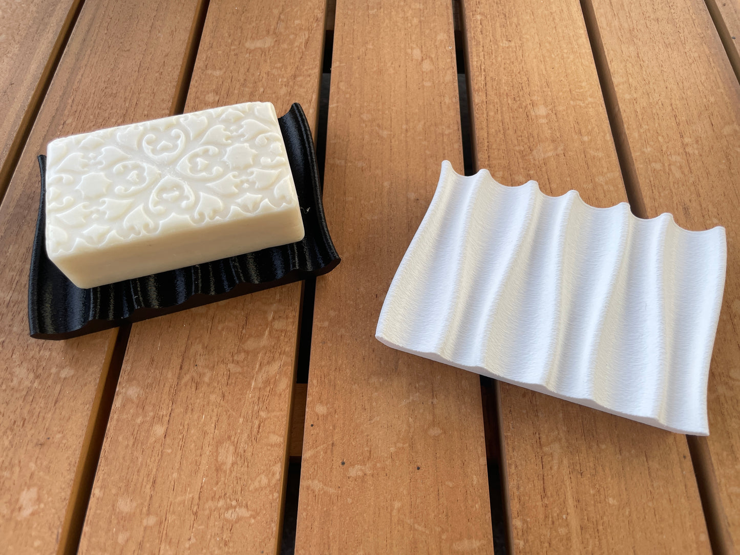 Wavy Soap Dish